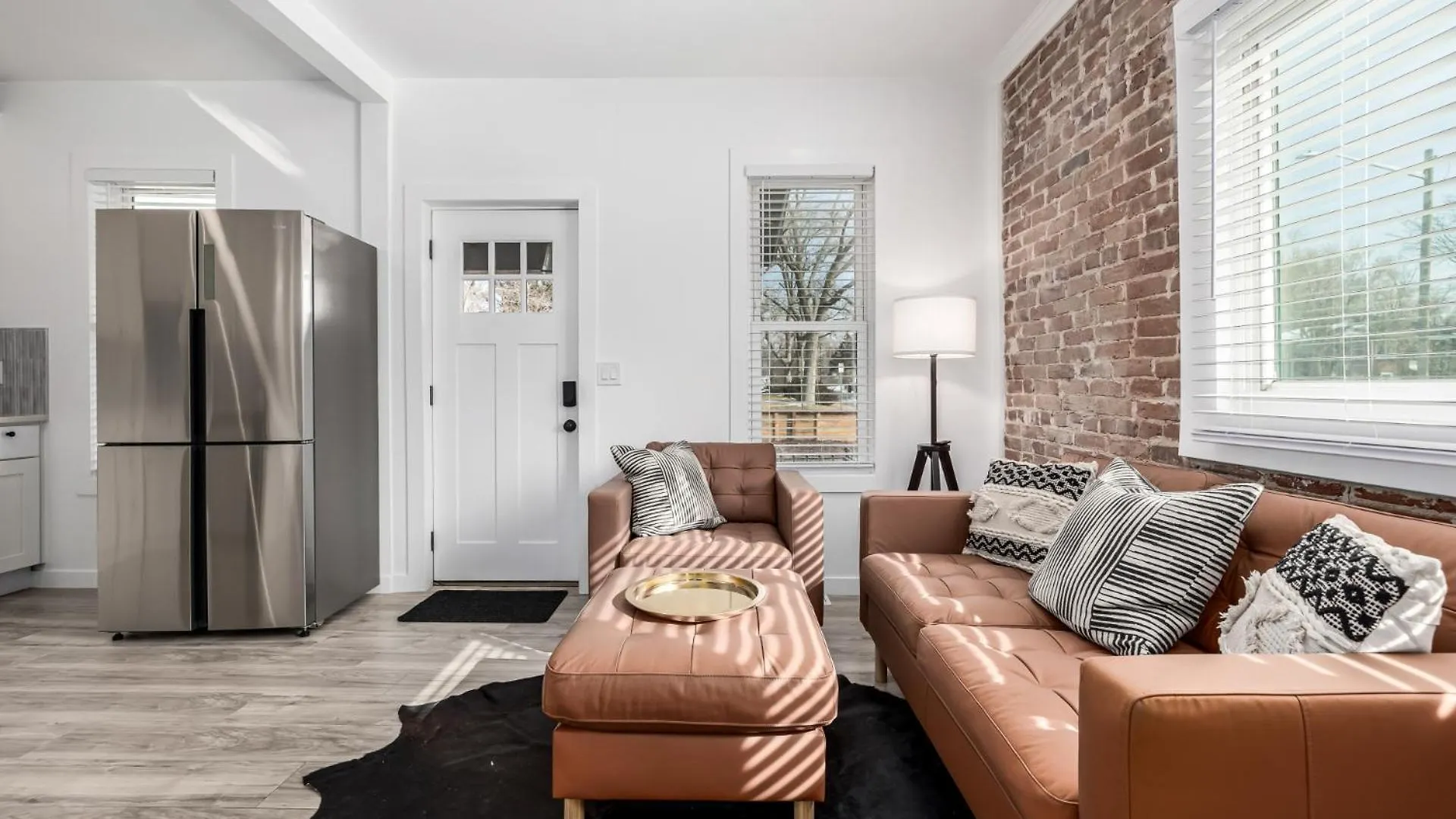 Great Remodeled Denver Bungalow Villa