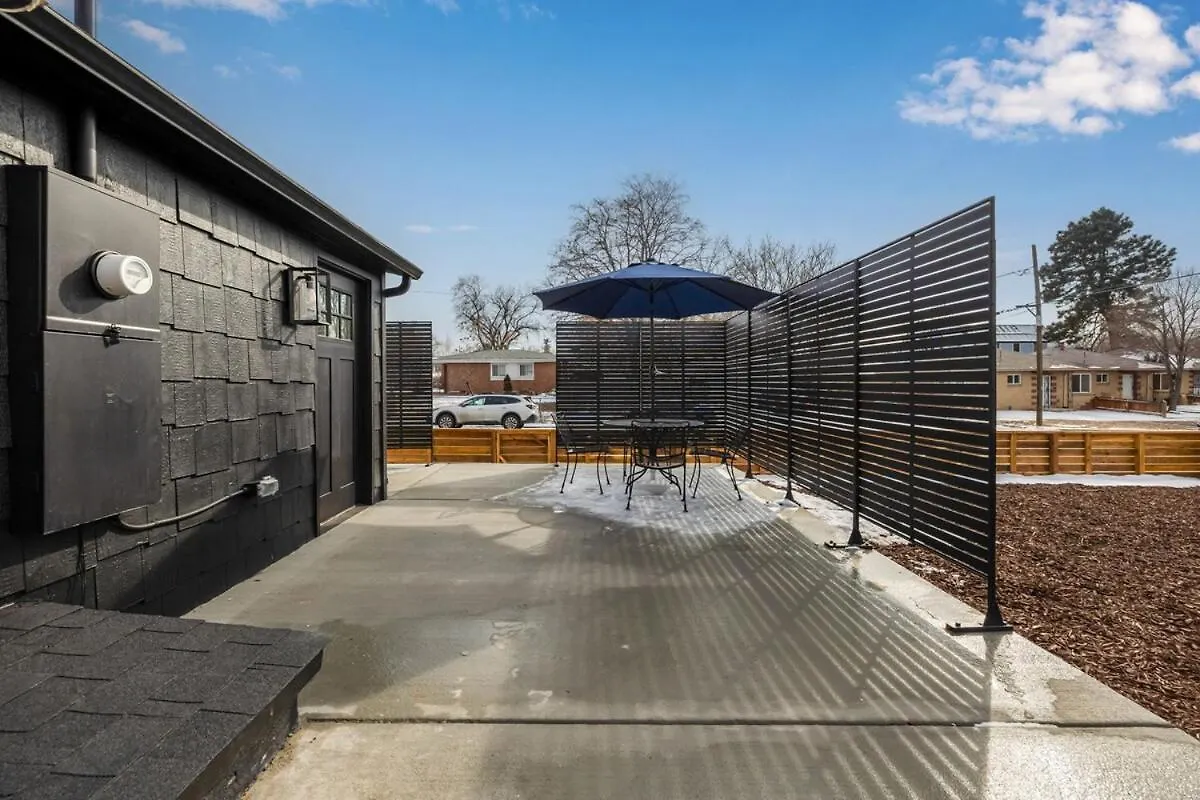 Great Remodeled Denver Bungalow Villa