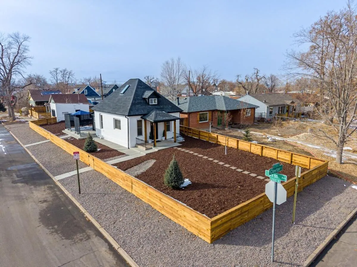 Great Remodeled Denver Bungalow Villa